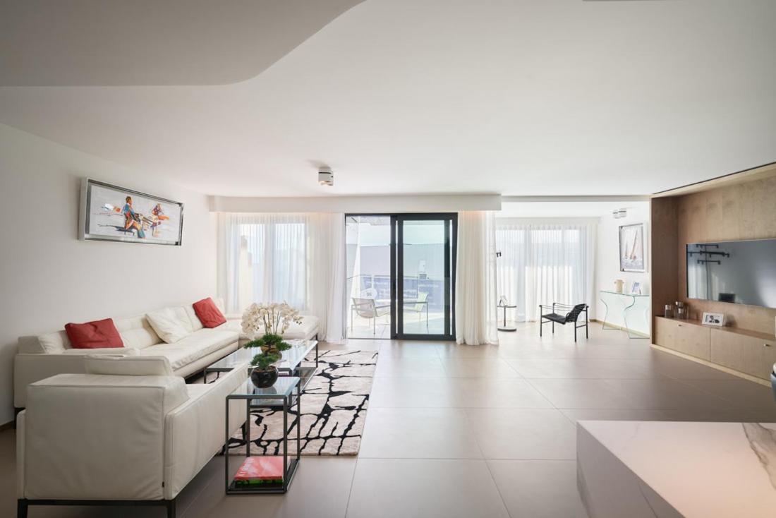 First Croisette Apartment